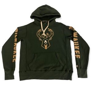 Milwaukee Bucks hoodie